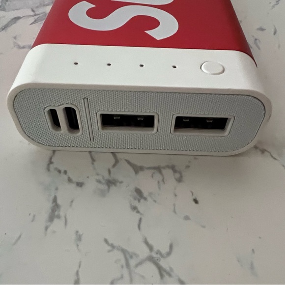 Supreme Mophie Encore 20k Portable Charger - Picture 4 of 8
